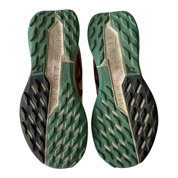 Nike Pegasus Trail 5 Running Shoes, Women’s 9.5 Sneakers - Picture 7 of 10